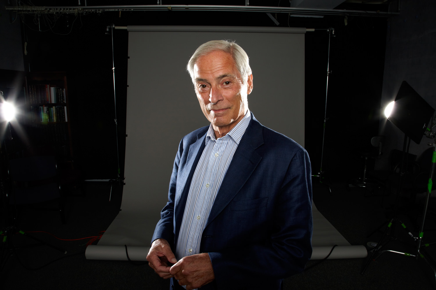 CBS Newsman Bob Simon of “60 Minutes,” One of the Greats, Dead at 73