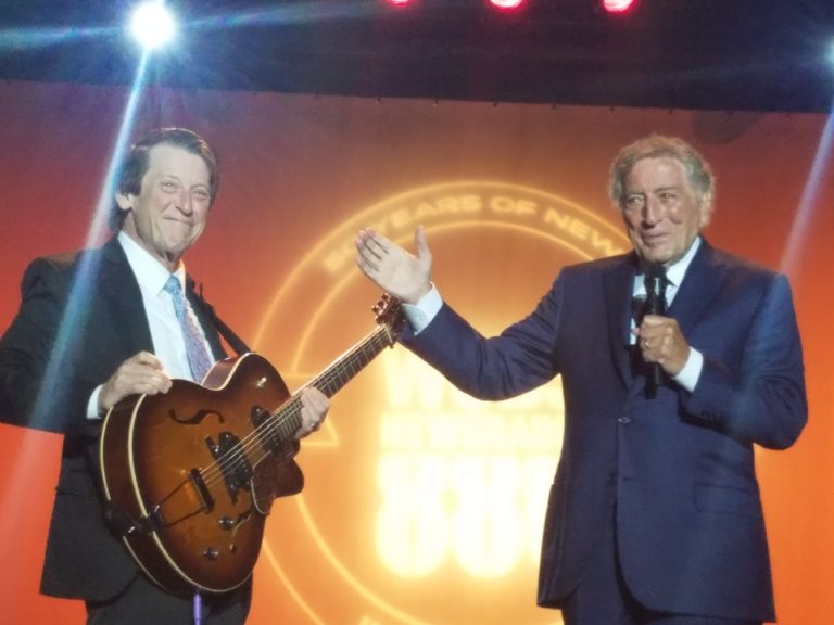 (Watch) Tony Bennett Sings Like Heaven, Reveals Who Named Him at NY Newsradio 88 50th Anniversary