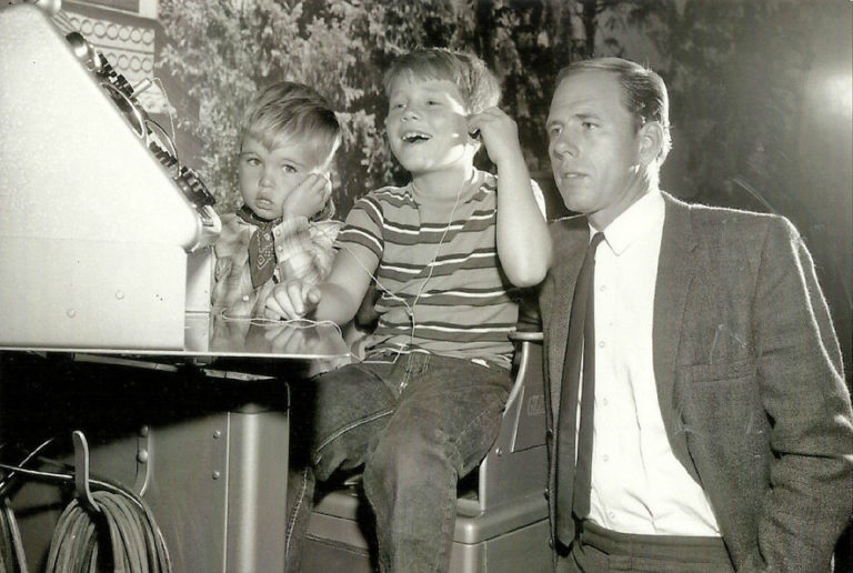 Ron Howard’s Dad, Actor Rance Howard, Dies at 89: “His passion for acting changed the course of our family”