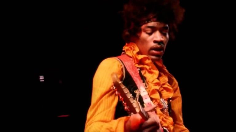 Jimi Hendrix’s Music Lives On Some 48 Years Later with a New Album of Unreleased (and Spectacular) Material