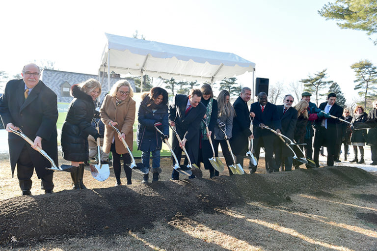 Barbara Walters Donates $15 Million to Sarah Lawrence College, Largest Gift Ever to Alma Mater, for Student Center