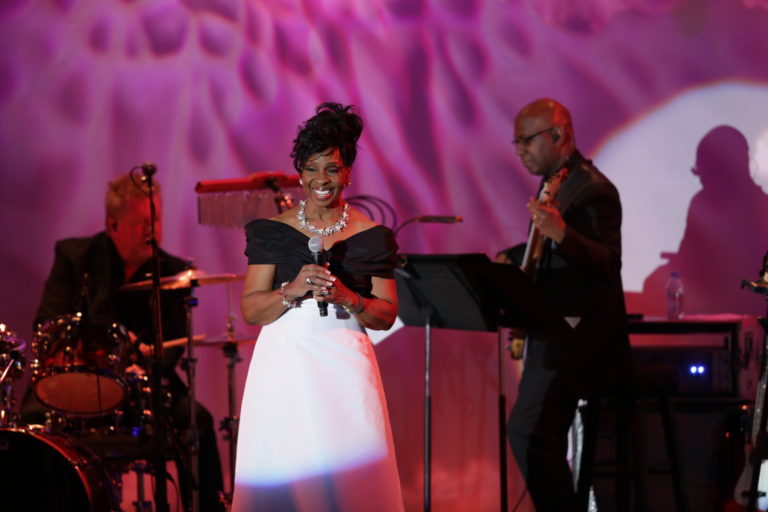 What Friends Are For: Gladys Knight Serenades Robert De Niro at Barbara Davis’s Annual Carousel of Hope Ball