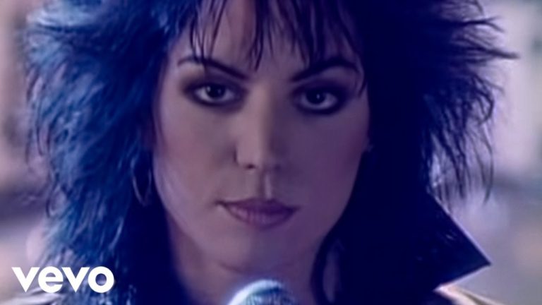 Joan Jett Cancels Rest of 2021 Tour Dates: Loves Rock n Roll But Wants to Live