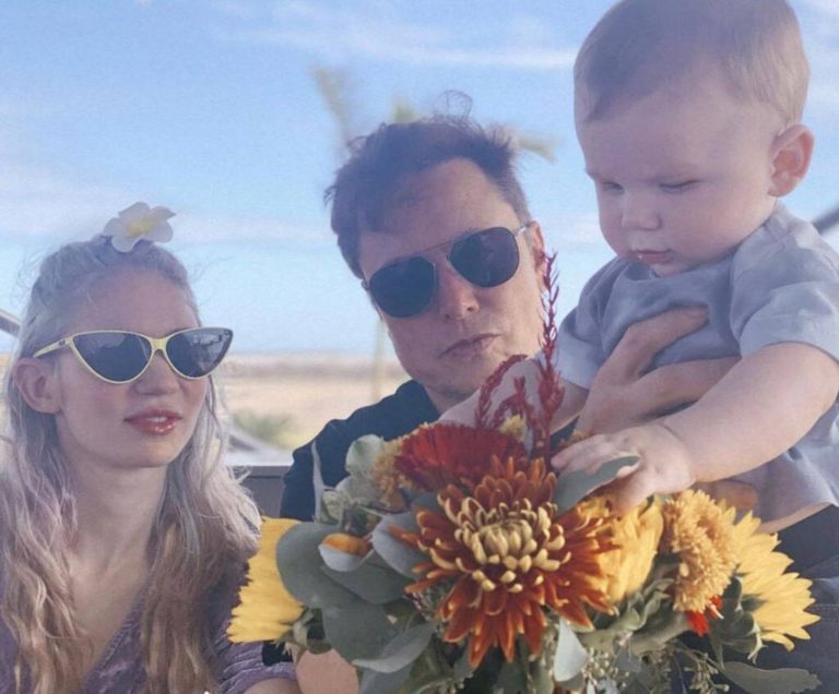 Grimes, Mother of Two Elon Musk Children, Tweets: “I’m the luckiest girl on earth,” Says “Fame and notoriety is a unique hell”