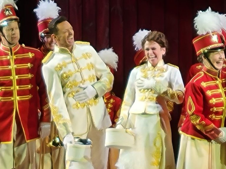 Broadway: “Music Man” Star Sutton Foster Tests Postive Again for COVID, Out of Show