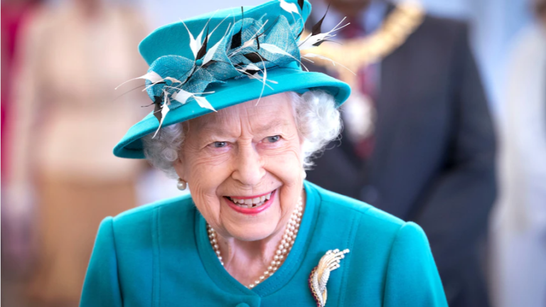 Queen Elizabeth Possible Cause of Death: Sources Say It Was a “Thrombosis,” aka a Stroke, Just Like Her Father