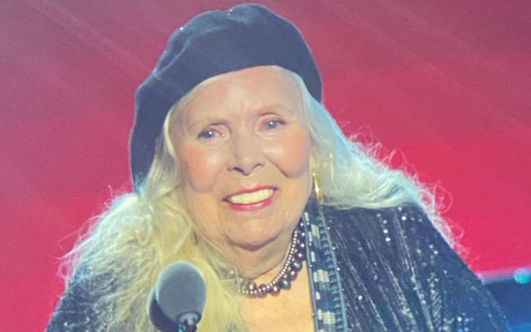 Joni Mitchell Singing “Both Sides Now” At Newport: Most Amazing, Moving Moment of the Weekend