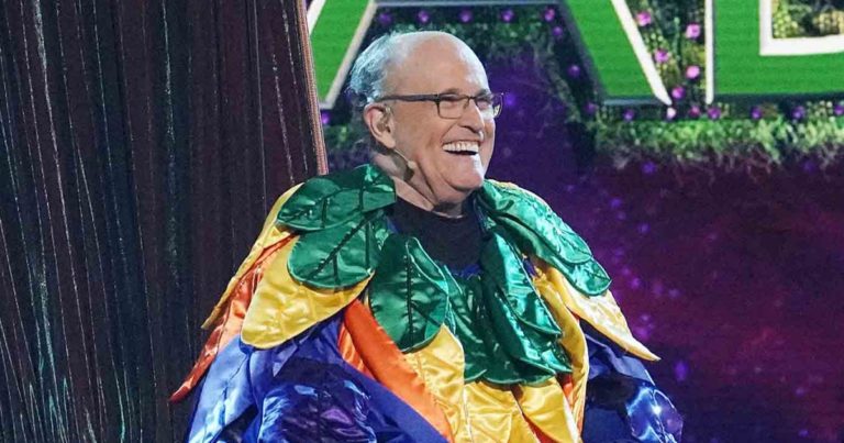 Rudy Giuliani Off His Rocker:  Loses NY Radio Show Because He Kept Denying the 2020 Election