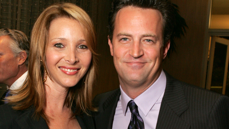 “Friends” Star Lisa Kudrow Got a Rare Separate Copyright for Writing the Foreword to Matthew Perry’s Book, But Admits She Hasn’t Kept in Touch