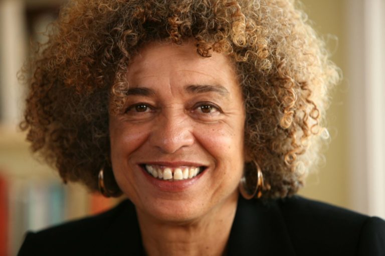 Surprise! 60s Activist Angela Davis Discovers She’s Descended from the Mayflower Thanks to Henry Louis Gates and History Gets a Proper Jolt