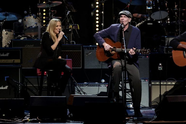 NYC: James Taylor, Sheryl Crow, John Mayer, Pat Benatar Bring in $3 Mil for Gods Love We Deliver at 7th Annual Love Rocks Show