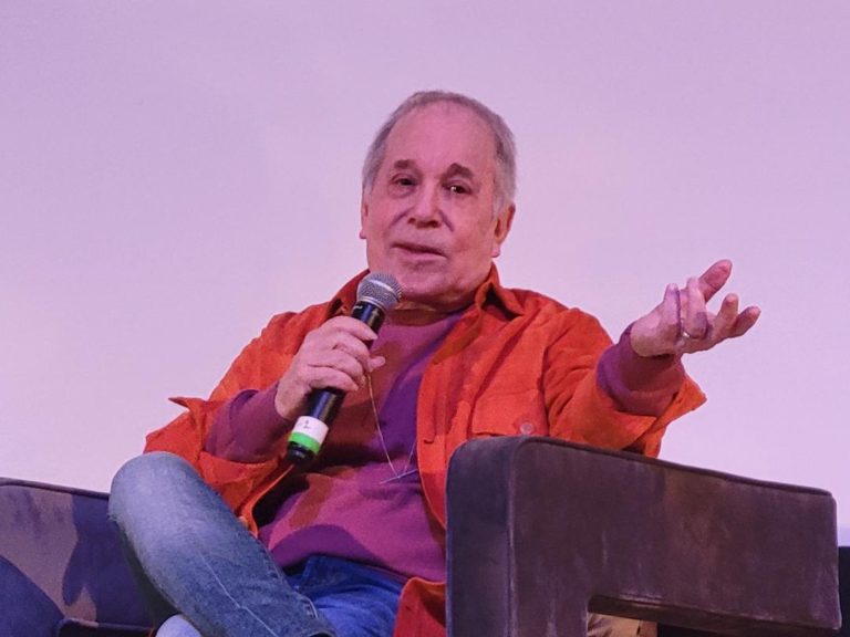 Paul Simon Will Receive Prestigious Literary Award from PEN America for His Iconic Songs